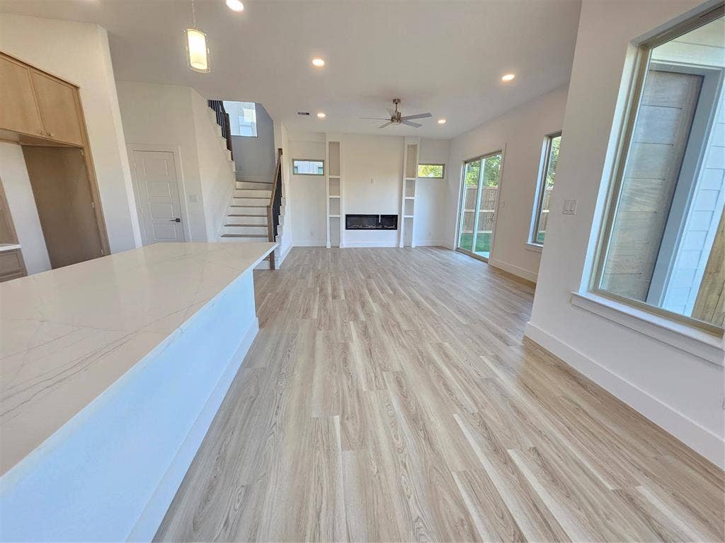 5601 Wayside Drive, Dallas, TX 75235 5601 Wayside Drive, Dallas, TX 75235
