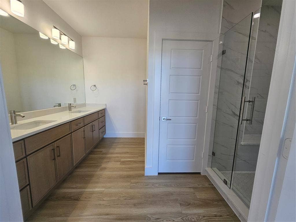 5601 Wayside Drive, Dallas, TX 75235 5601 Wayside Drive, Dallas, TX 75235