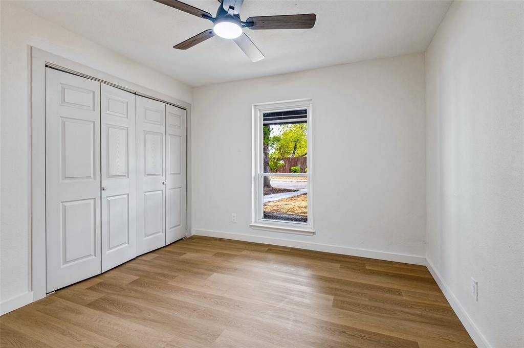 5445 Enderly Place, Dallas, TX 75227 5445 Enderly Place, Dallas, TX 75227