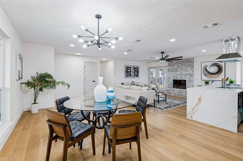 5445 Enderly Place, Dallas, TX 75227 5445 Enderly Place, Dallas, TX 75227