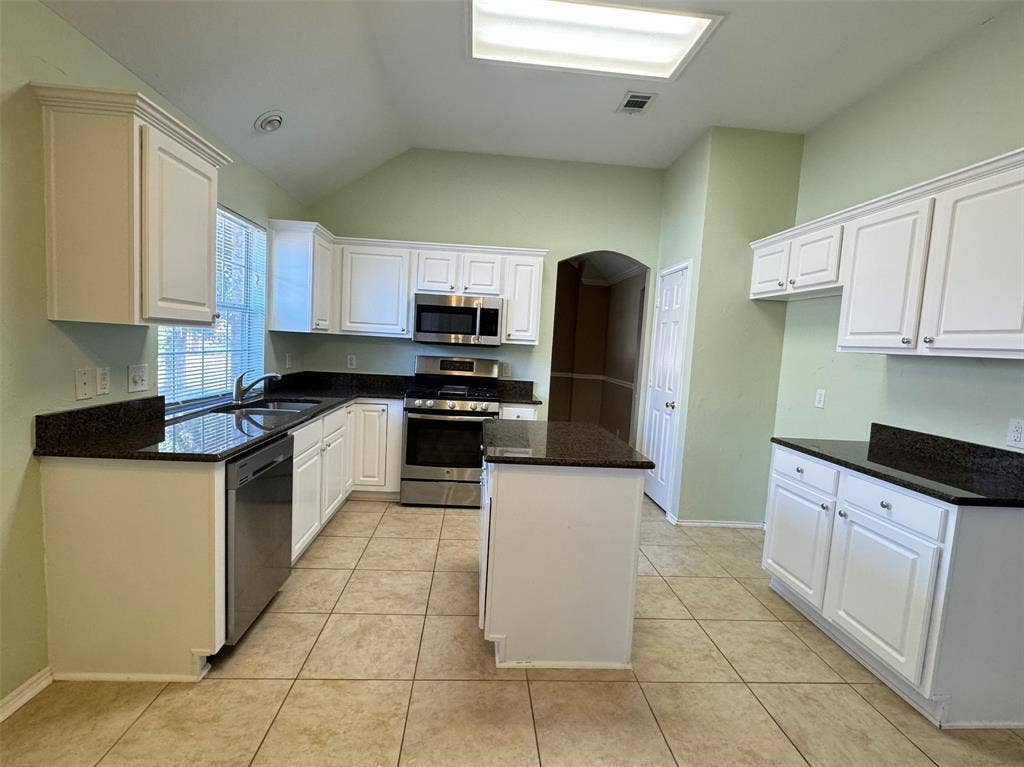 6721 Candlecreek Lane, Plano, TX 75024 6721 Candlecreek Lane, Plano, TX 75024