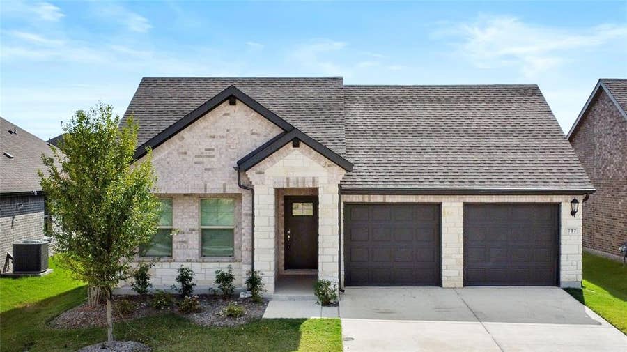 Property photo for 707 Whispering Winds Trail, Princeton, TX