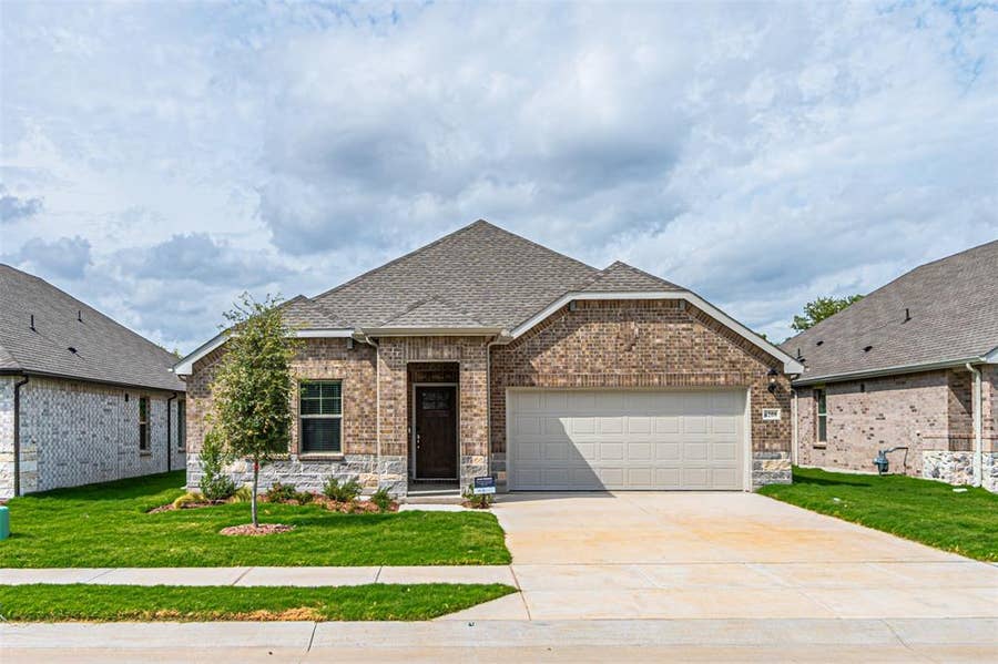 Property photo for 6208 Chickney Drive, Princeton, TX