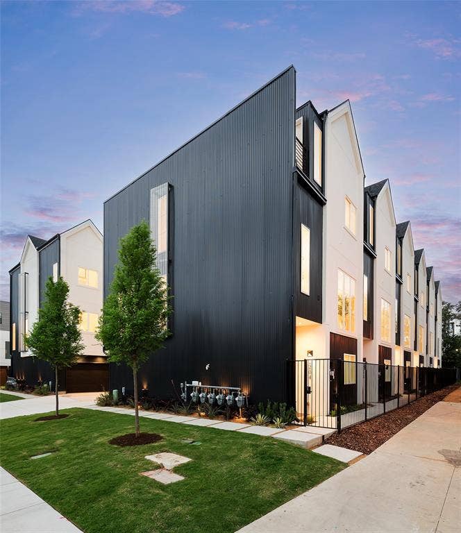2237 Aarhus Way, Dallas, TX 75204 2237 Aarhus Way, Dallas, TX 75204