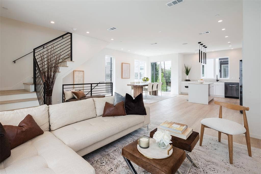 2237 Aarhus Way, Dallas, TX 75204 2237 Aarhus Way, Dallas, TX 75204