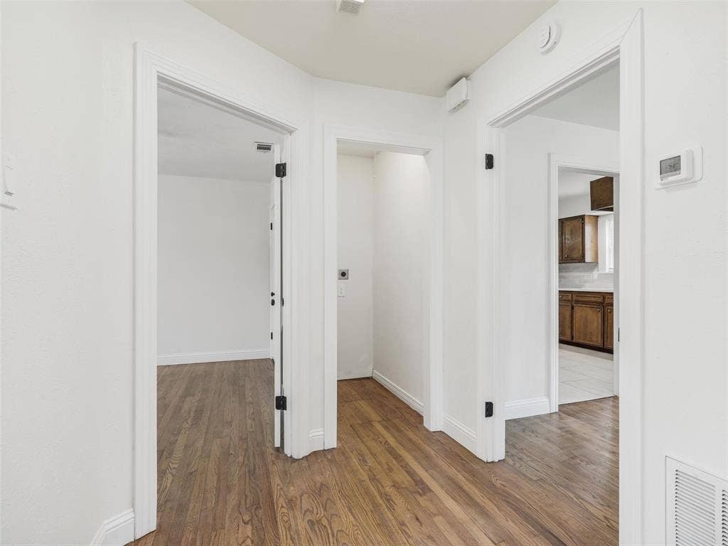 1502 Resistol Road, Garland, TX 75042 Utility is large enough for a full-sized stackable washer/electric dryer. Dryer could be gas with easy access to under the house gas line.