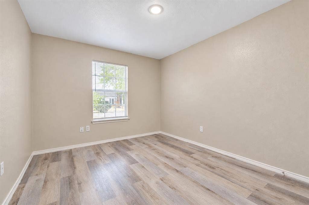 2040 Garden Crest Lane, Dallas, TX 75232 Bedroom 1