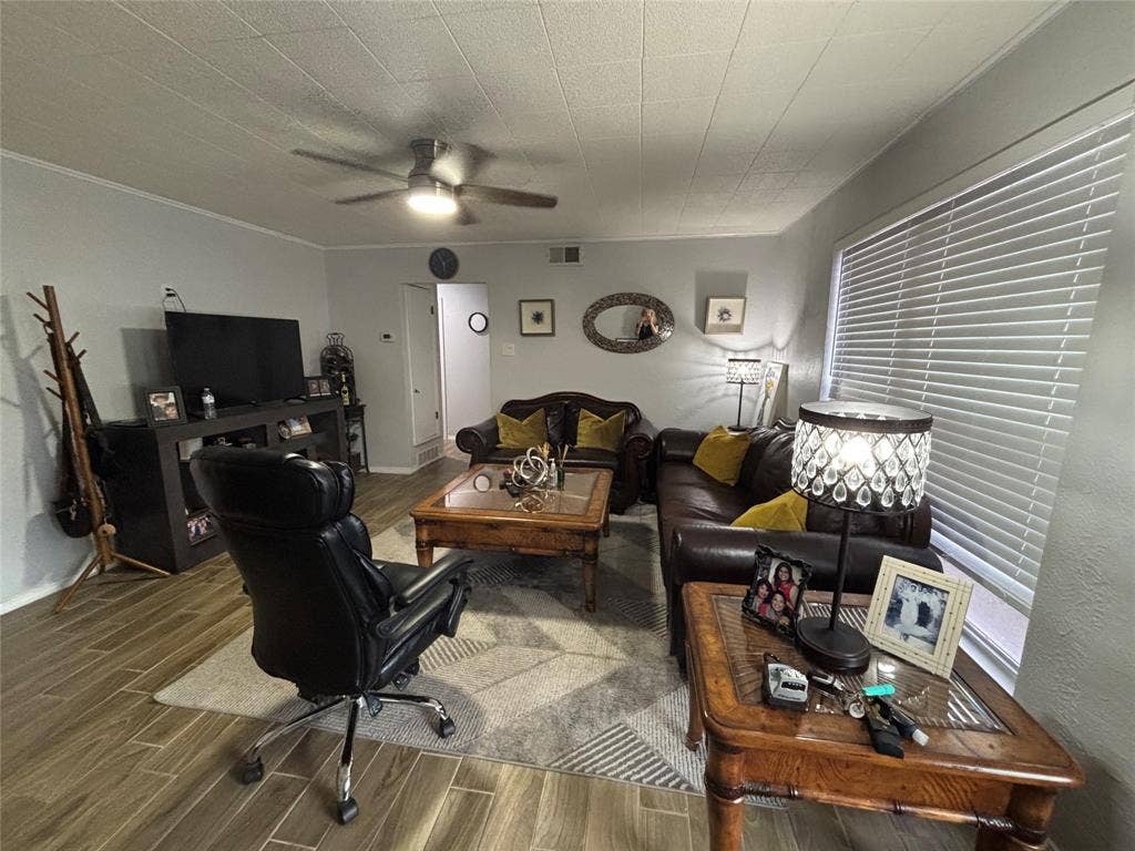 3525 Susan Drive, Mesquite, TX 75150 3525 Susan Drive, Mesquite, TX 75150