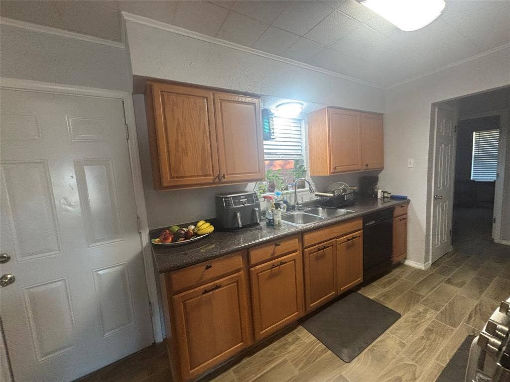 3525 Susan Drive, Mesquite, TX 75150 3525 Susan Drive, Mesquite, TX 75150