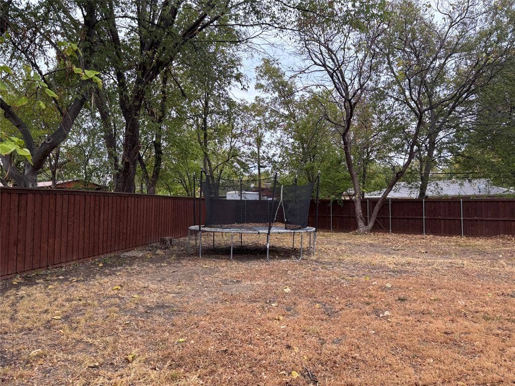 3525 Susan Drive, Mesquite, TX 75150 Back Yard