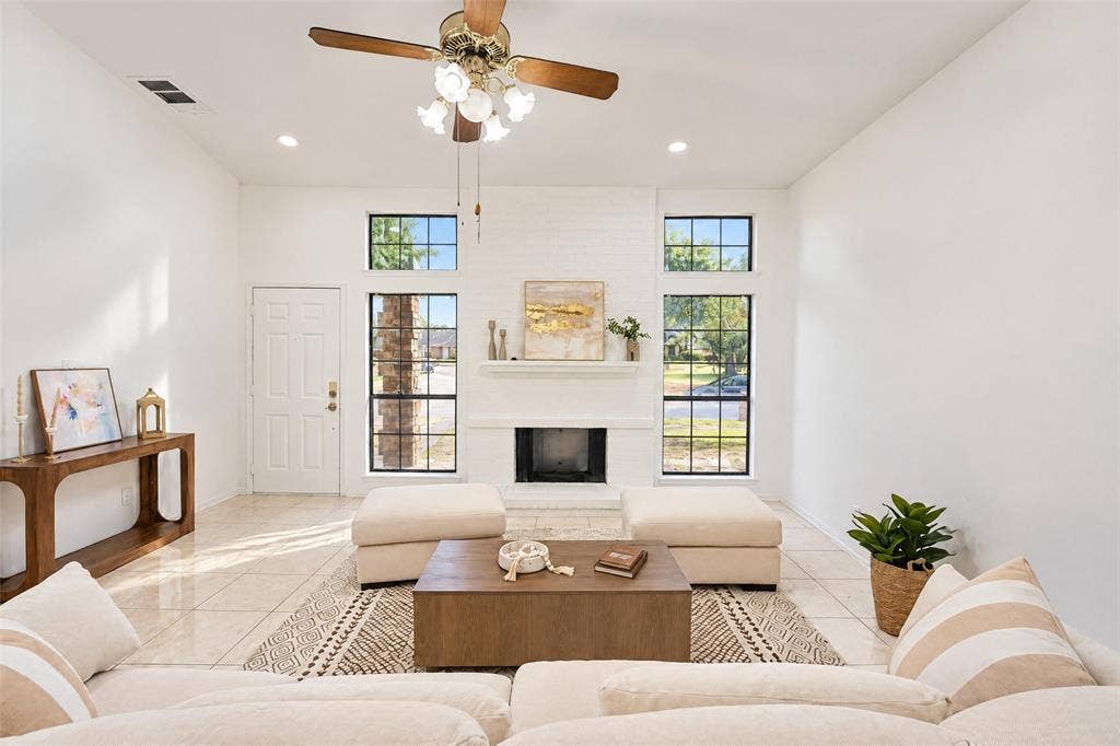 2650 Princewood Drive, Garland, TX 75040 2650 Princewood Drive, Garland, TX 75040