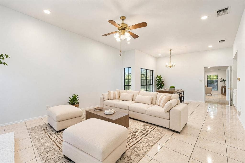 2650 Princewood Drive, Garland, TX 75040 2650 Princewood Drive, Garland, TX 75040