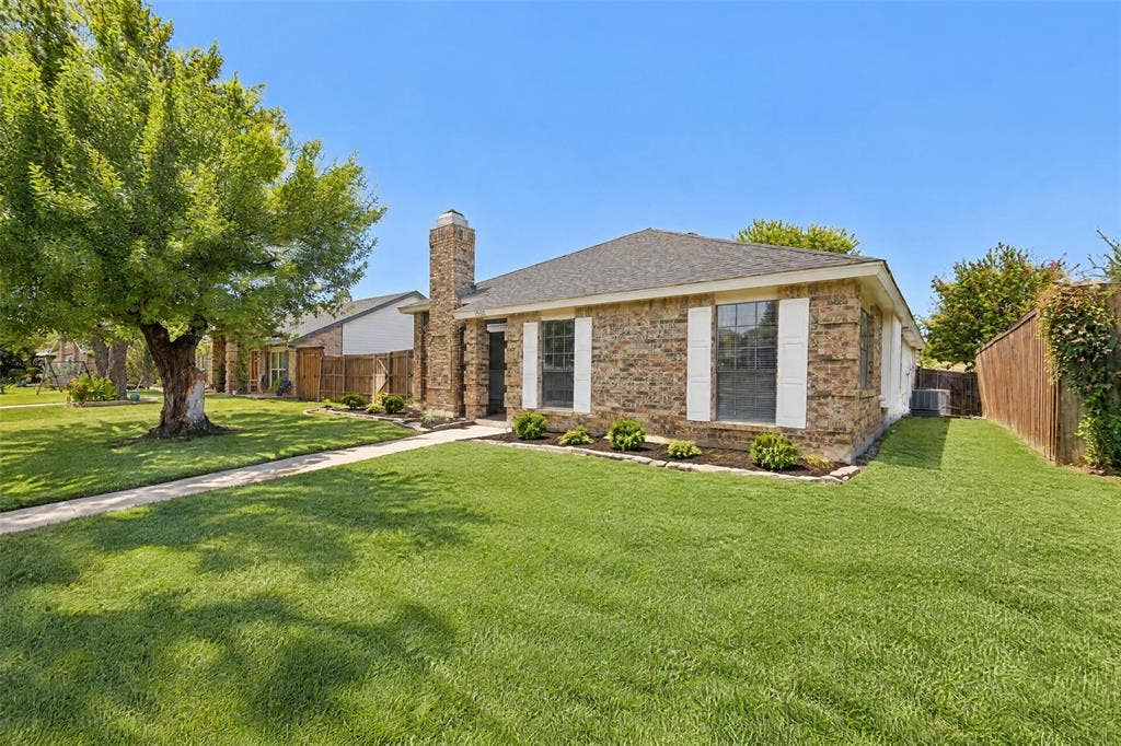 2650 Princewood Drive, Garland, TX 75040 2650 Princewood Drive, Garland, TX 75040
