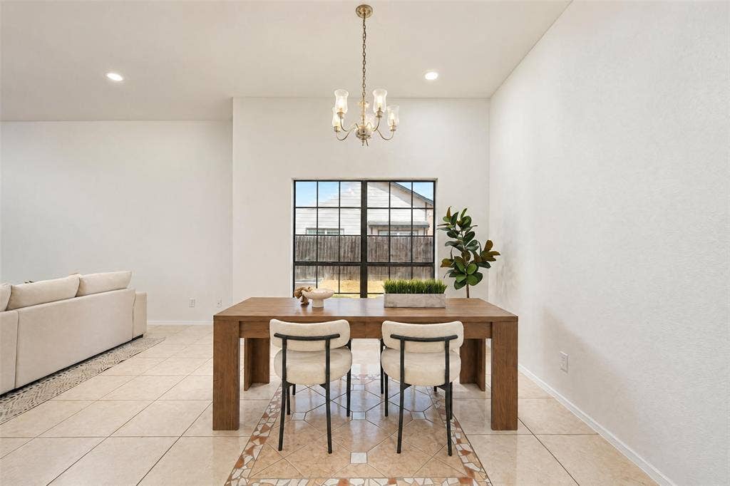 2650 Princewood Drive, Garland, TX 75040 2650 Princewood Drive, Garland, TX 75040