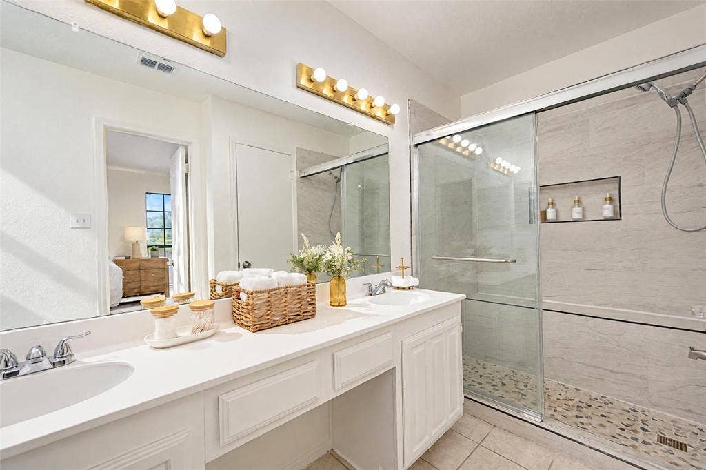 2650 Princewood Drive, Garland, TX 75040 2650 Princewood Drive, Garland, TX 75040