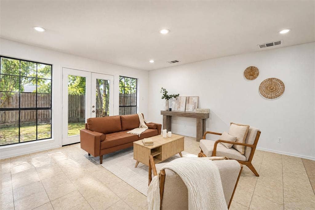 2650 Princewood Drive, Garland, TX 75040 2650 Princewood Drive, Garland, TX 75040