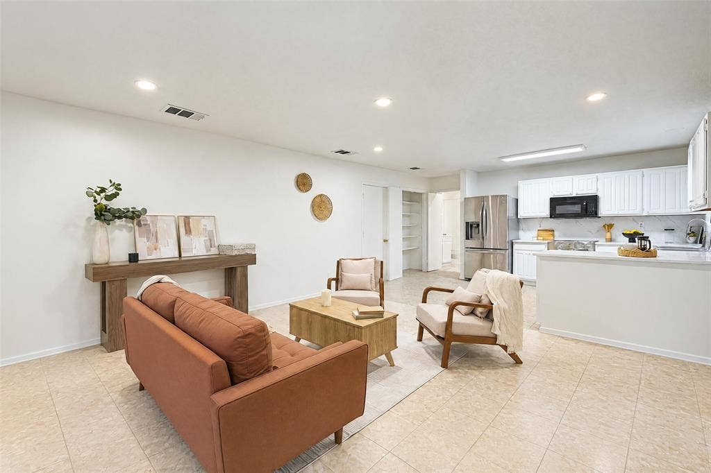 2650 Princewood Drive, Garland, TX 75040 2650 Princewood Drive, Garland, TX 75040