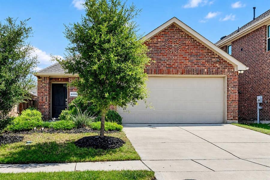 Property photo for 2138 Hobby Drive, Forney, TX