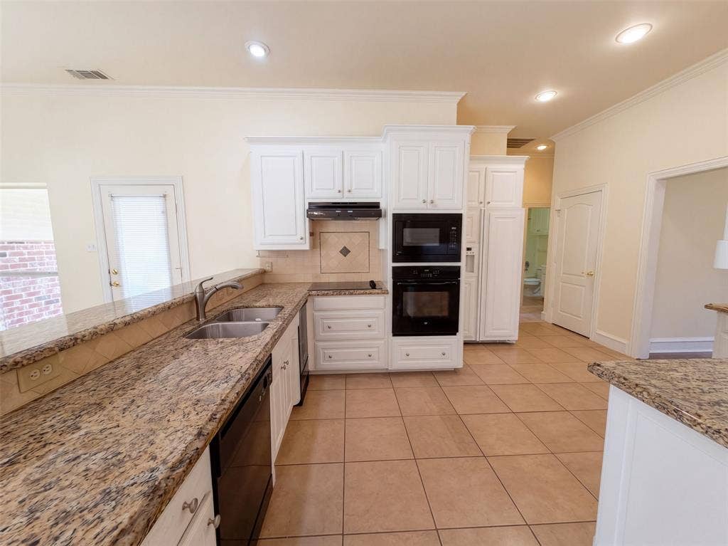 2836 S Lakeview Drive, Cedar Hill, TX 75104 2836 S Lakeview Drive, Cedar Hill, TX 75104
