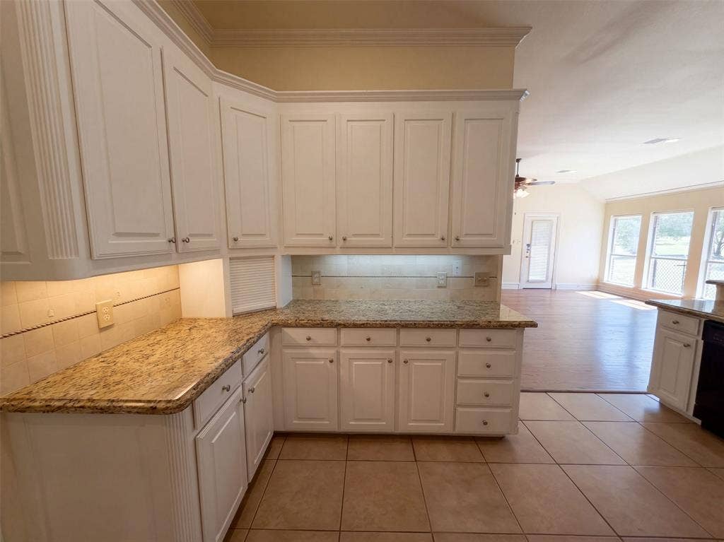 2836 S Lakeview Drive, Cedar Hill, TX 75104 2836 S Lakeview Drive, Cedar Hill, TX 75104