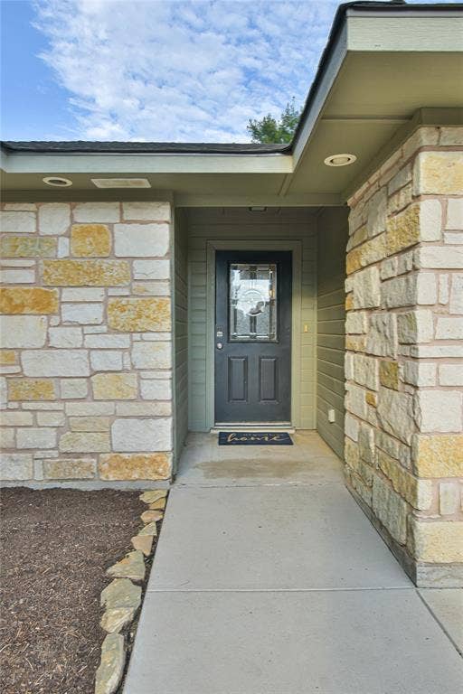2108 8th Street, Brownwood, TX 76801 Stone veneer facade accents