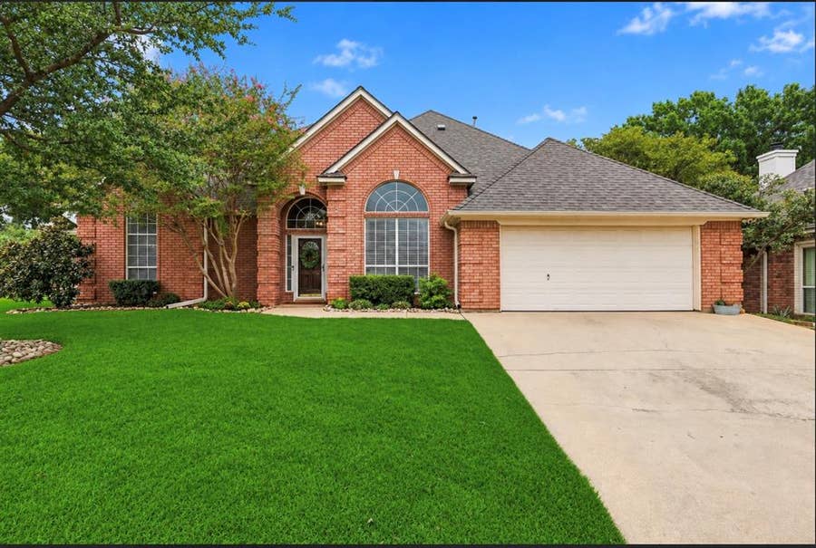 Property photo for 2705 Mimosa Court, Bedford, TX