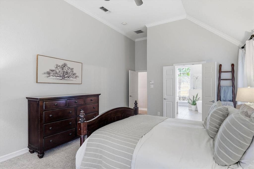 2705 Mimosa Court, Bedford, TX 76021 2705 Mimosa Court, Bedford, TX 76021