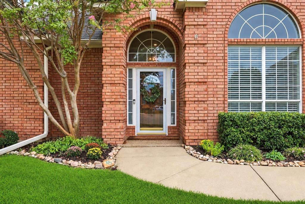 2705 Mimosa Court, Bedford, TX 76021 2705 Mimosa Court, Bedford, TX 76021