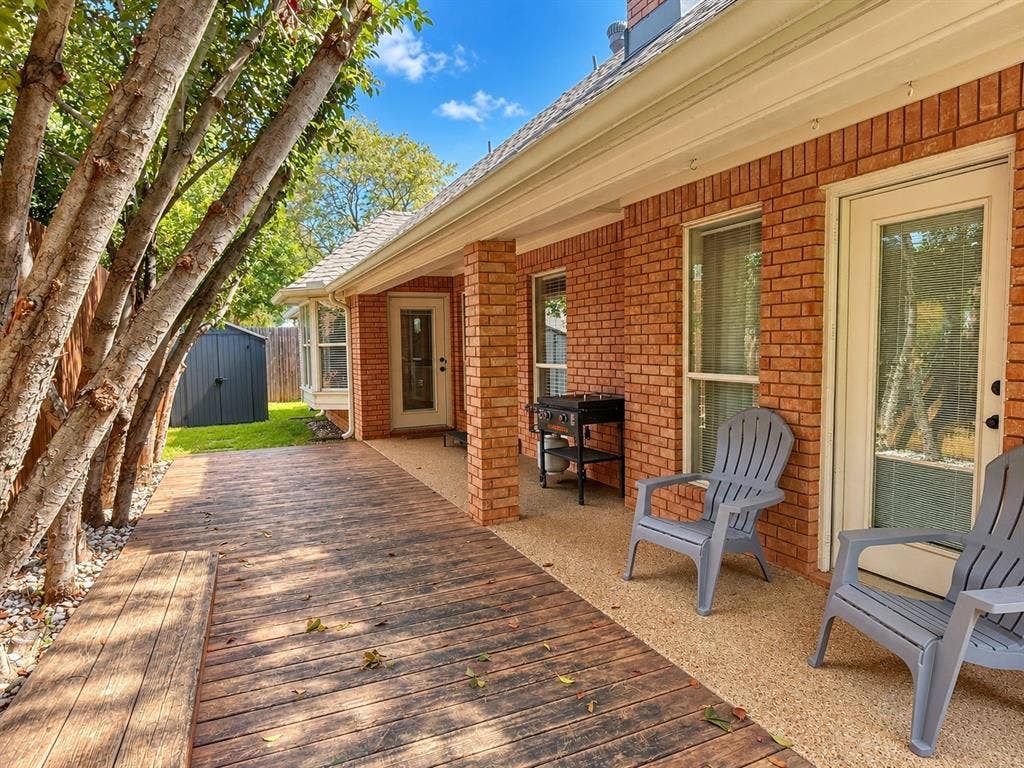 2705 Mimosa Court, Bedford, TX 76021 2705 Mimosa Court, Bedford, TX 76021