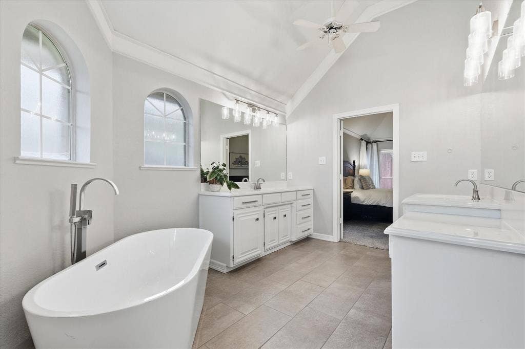 2705 Mimosa Court, Bedford, TX 76021 2705 Mimosa Court, Bedford, TX 76021