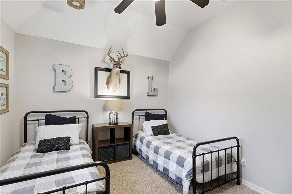 2705 Mimosa Court, Bedford, TX 76021 2705 Mimosa Court, Bedford, TX 76021