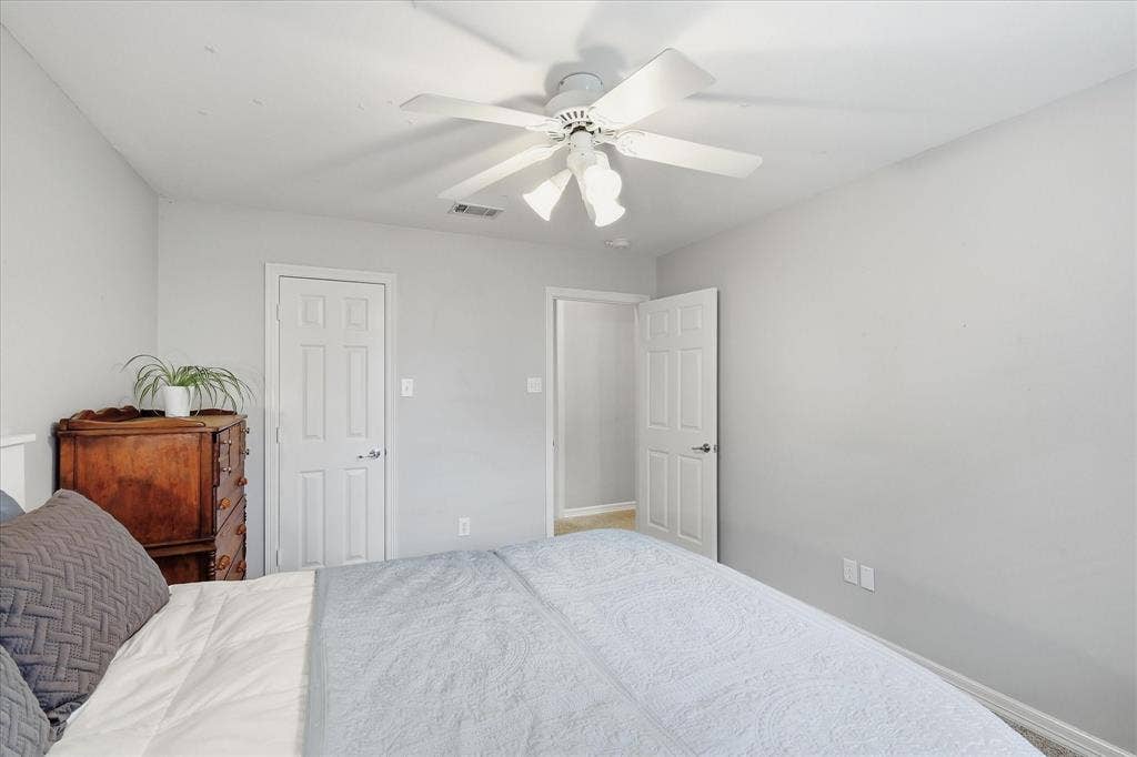 2705 Mimosa Court, Bedford, TX 76021 2705 Mimosa Court, Bedford, TX 76021
