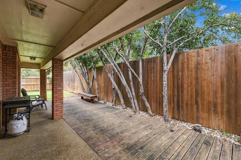 2705 Mimosa Court, Bedford, TX 76021 2705 Mimosa Court, Bedford, TX 76021