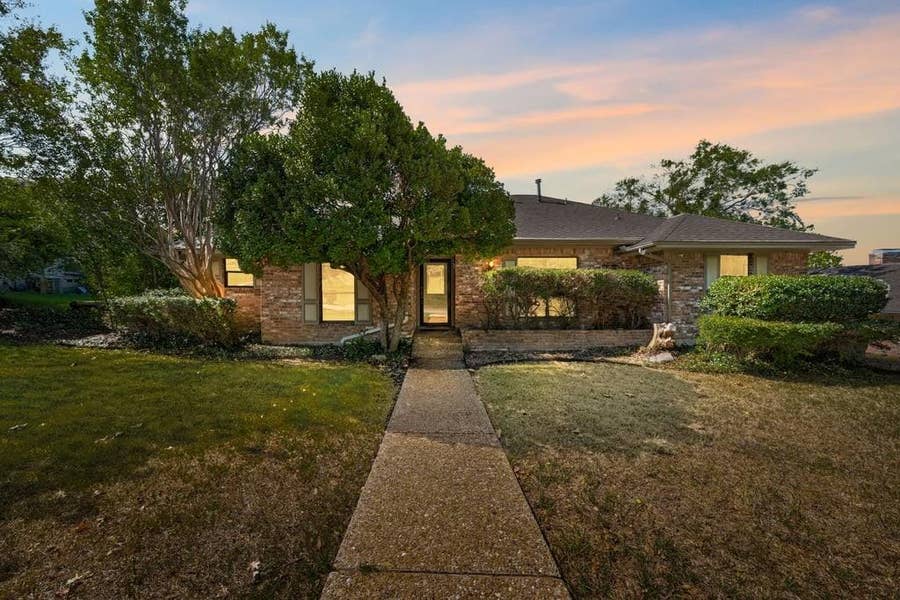 Property photo for 203 Becky Lane, Rockwall, TX