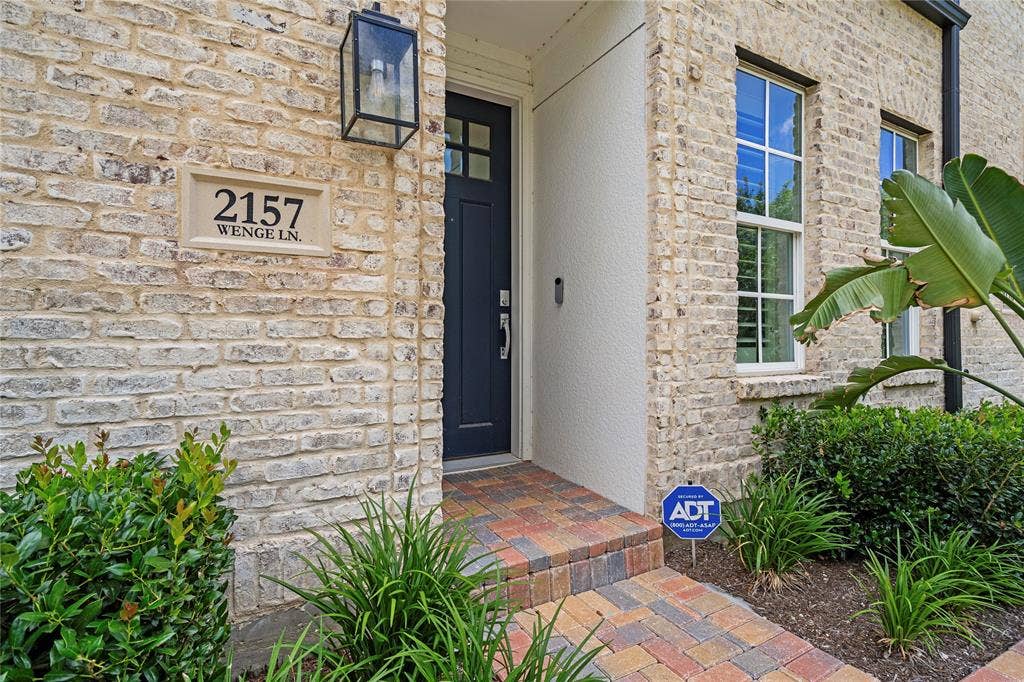 2157 Wenge Lane, Dallas, TX 75219 2157 Wenge Lane, Dallas, TX 75219