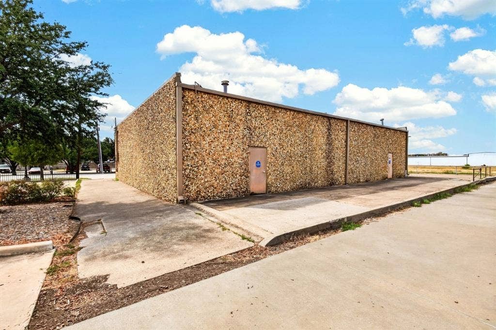 4405 Industrial Street, Rowlett, TX 75088 4405 Industrial Street, Rowlett, TX 75088