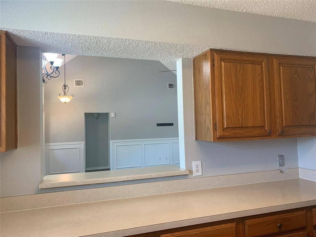 2766 Claremont Drive, Grand Prairie, TX 75052 2766 Claremont Drive, Grand Prairie, TX 75052