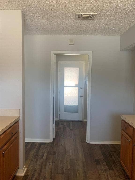 2766 Claremont Drive, Grand Prairie, TX 75052 2766 Claremont Drive, Grand Prairie, TX 75052