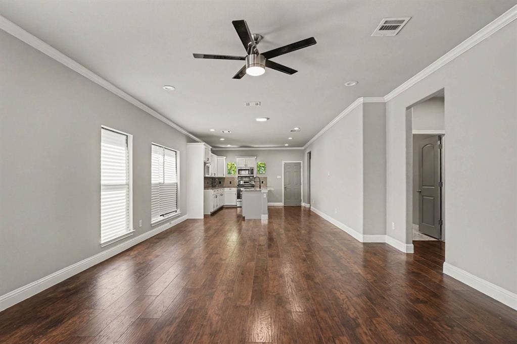 4221 Cardinal Drive, Dallas, TX 75216 4221 Cardinal Drive, Dallas, TX 75216