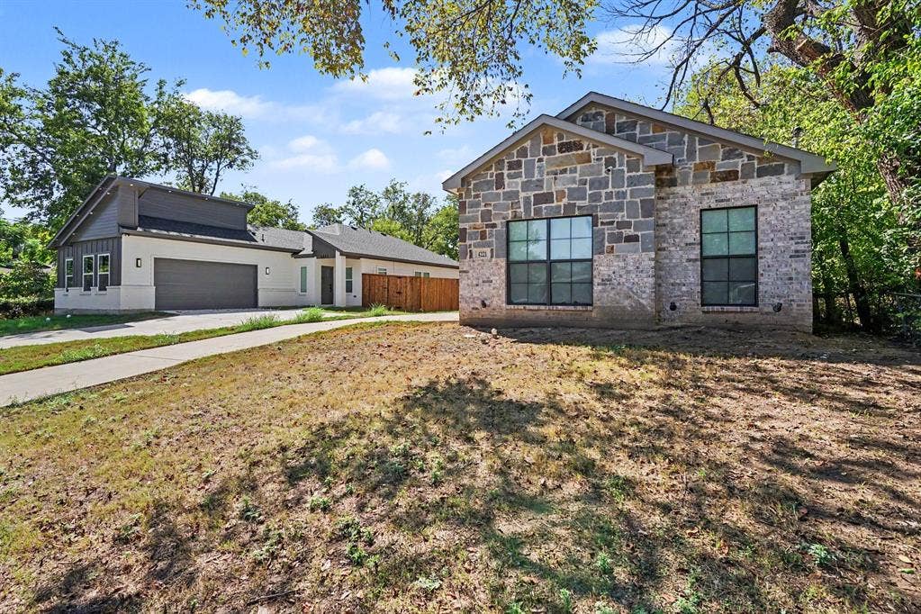 4221 Cardinal Drive, Dallas, TX 75216 4221 Cardinal Drive, Dallas, TX 75216