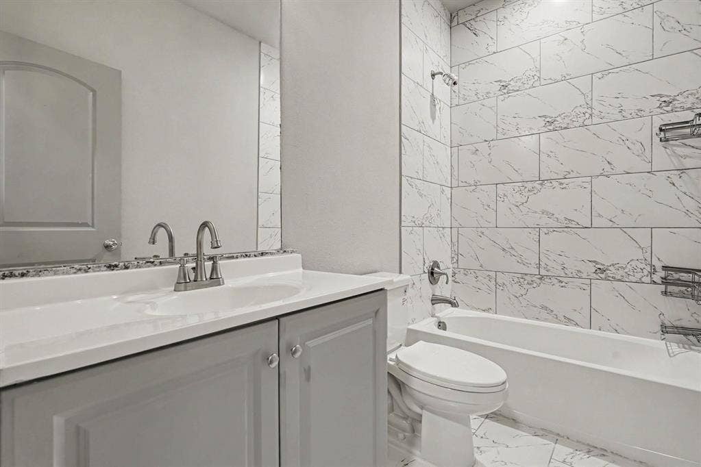 4221 Cardinal Drive, Dallas, TX 75216 4221 Cardinal Drive, Dallas, TX 75216