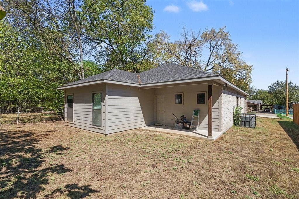 4221 Cardinal Drive, Dallas, TX 75216 4221 Cardinal Drive, Dallas, TX 75216
