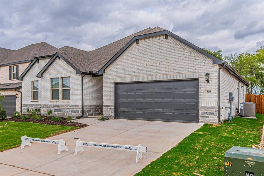 Property photo for 1310 Winters Way, Princeton, TX
