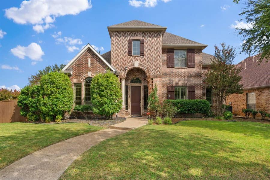 Property photo for 2241 Magic Mantle Drive, Lewisville, TX