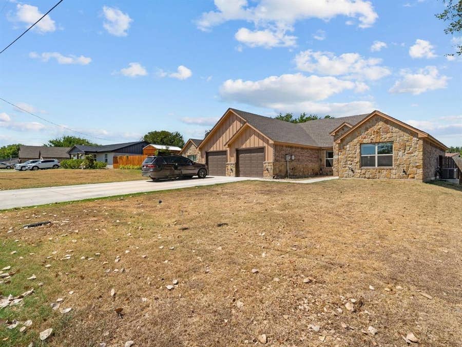 Property photo for 220 St Charles Drive, #B, Springtown, TX