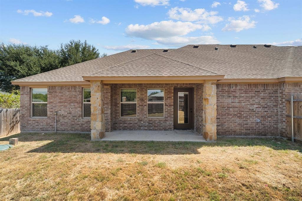 220 St Charles Drive, #B, Springtown, TX 76082 220 St Charles Drive, #B, Springtown, TX 76082