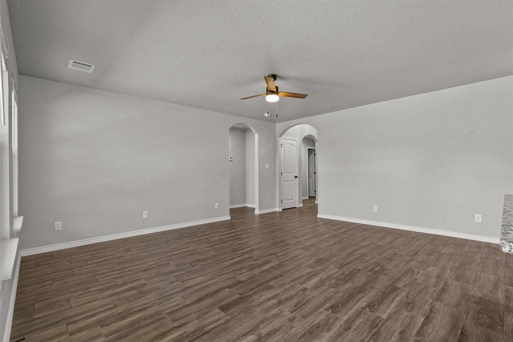 220 St Charles Drive, #B, Springtown, TX 76082 220 St Charles Drive, #B, Springtown, TX 76082