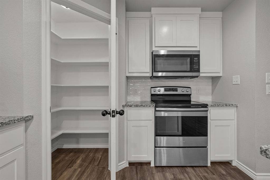 220 St Charles Drive, #B, Springtown, TX 76082 220 St Charles Drive, #B, Springtown, TX 76082