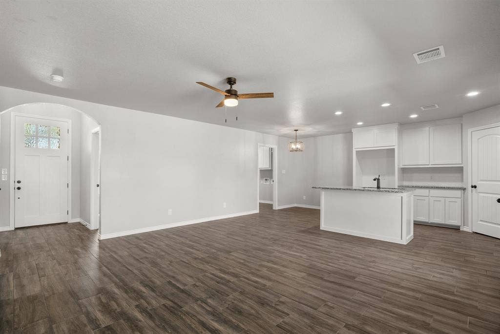 220 St Charles Drive, #B, Springtown, TX 76082 220 St Charles Drive, #B, Springtown, TX 76082
