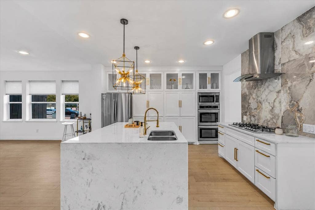 102 Glenn Avenue, Rockwall, TX 75087
